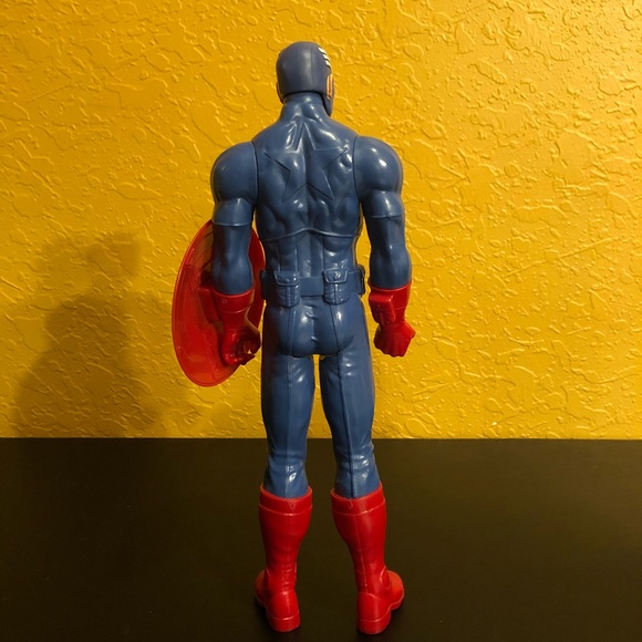 Marvel Captain America Action Figure - Picture 2 of 2